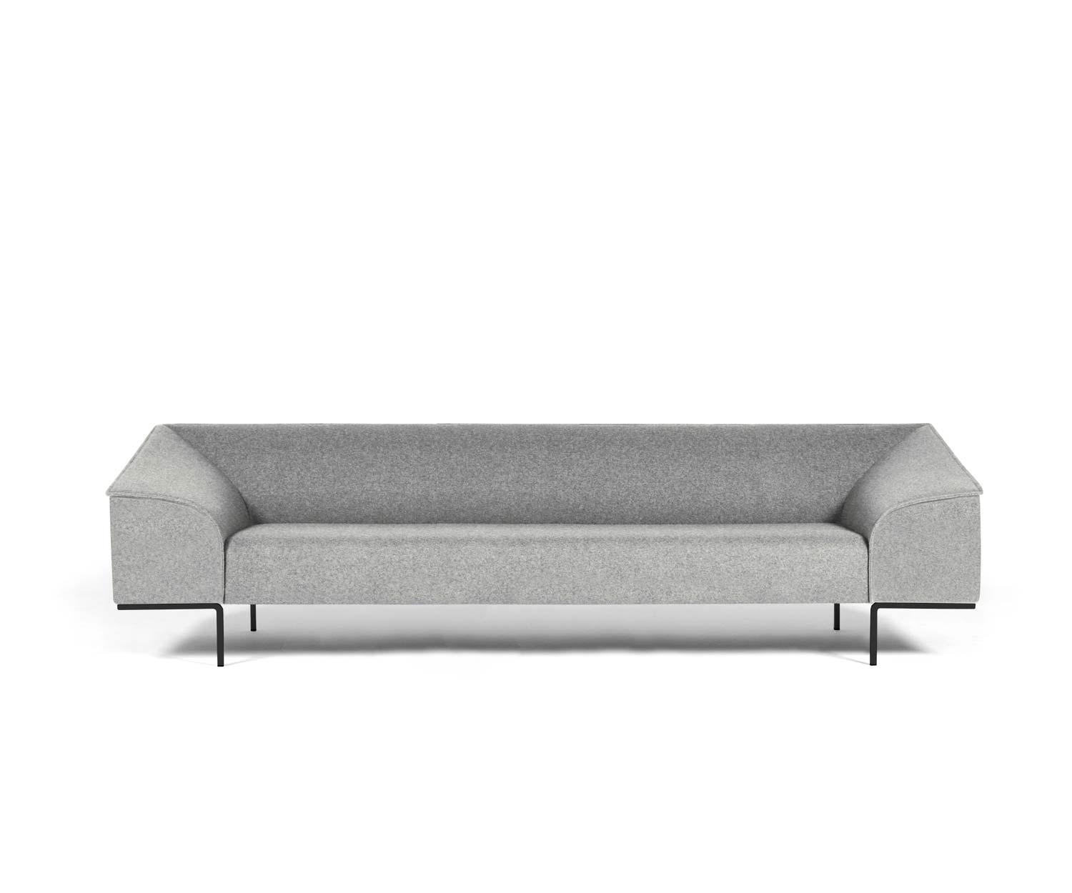 Prostoria Sofa Seam in Hellgrau als 3 Sitzer