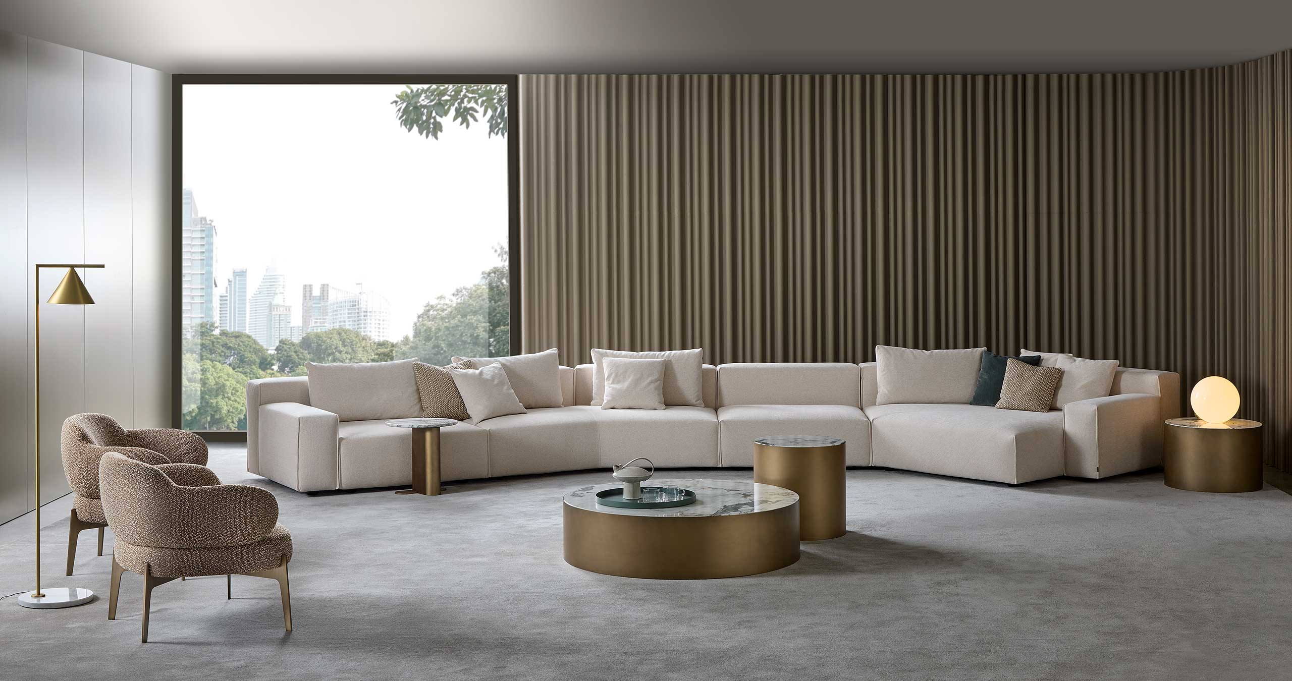 Großes Luxus Wohnzimmer mit langer Design Sofa Ecke Yann von Marelli